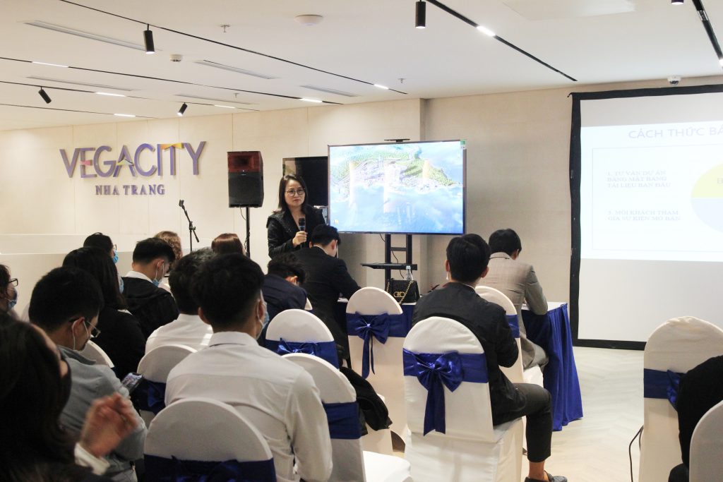 RETI dự lễ khai trương văn phòng bán hàng Dự án VEGA CITY NHA TRANG tại Hà Nội 2