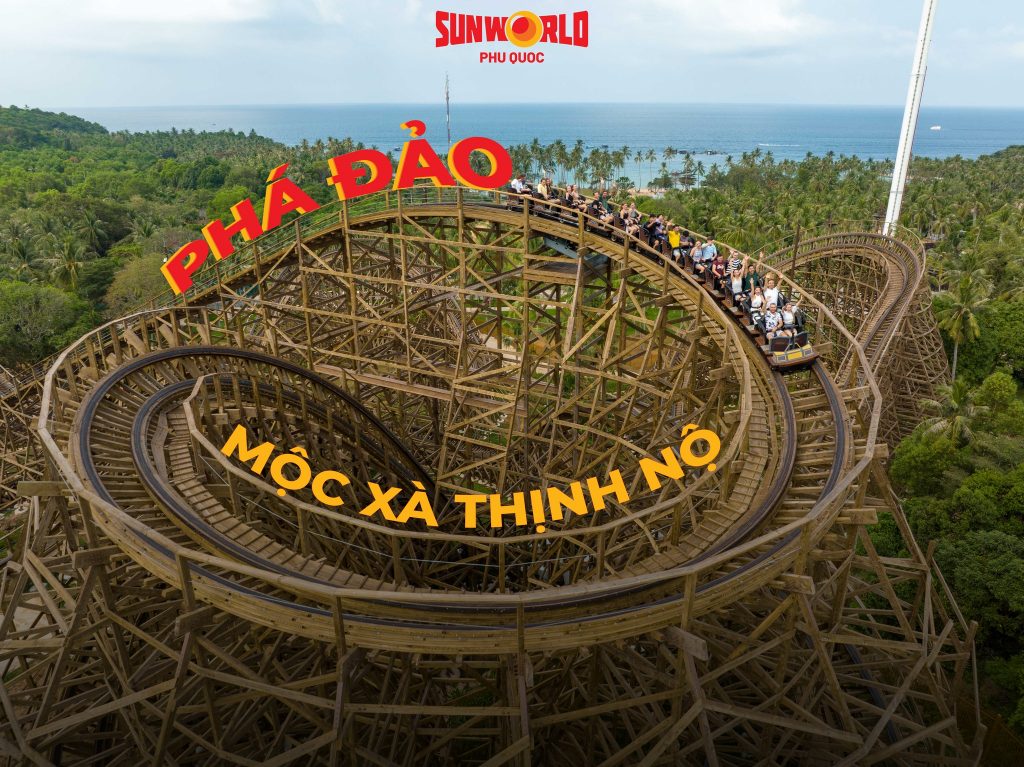 Mộc Xà Thịnh Nộ - Trò chơi tàu lượn bằng gỗ lần đầu tiên xuất hiện tại Việt Nam