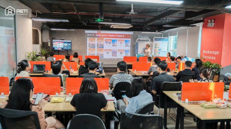 RETI AWARD: Tôn Vinh Những Ngôi Sao Sáng Giá